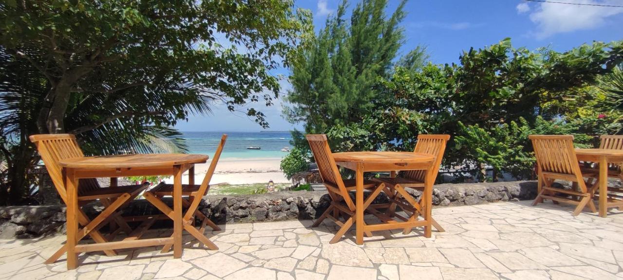 Bara Beach Bungalows Bira Buitenkant foto