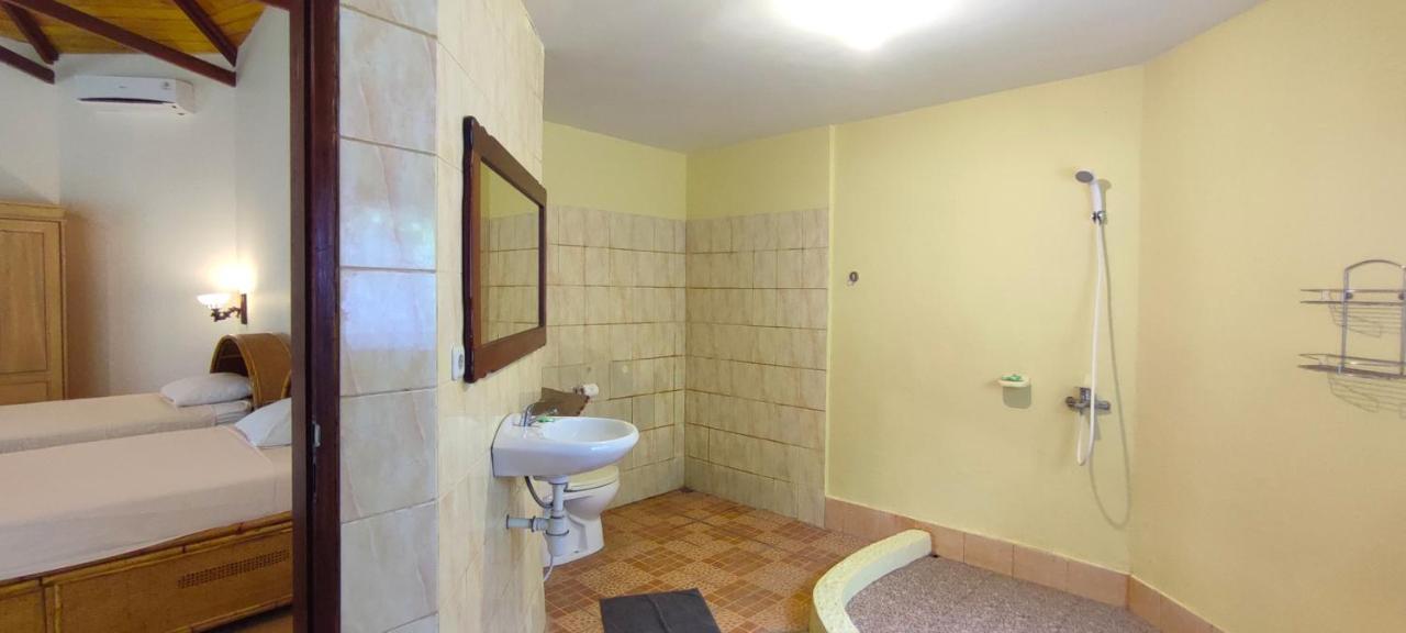 Bara Beach Bungalows Bira Buitenkant foto