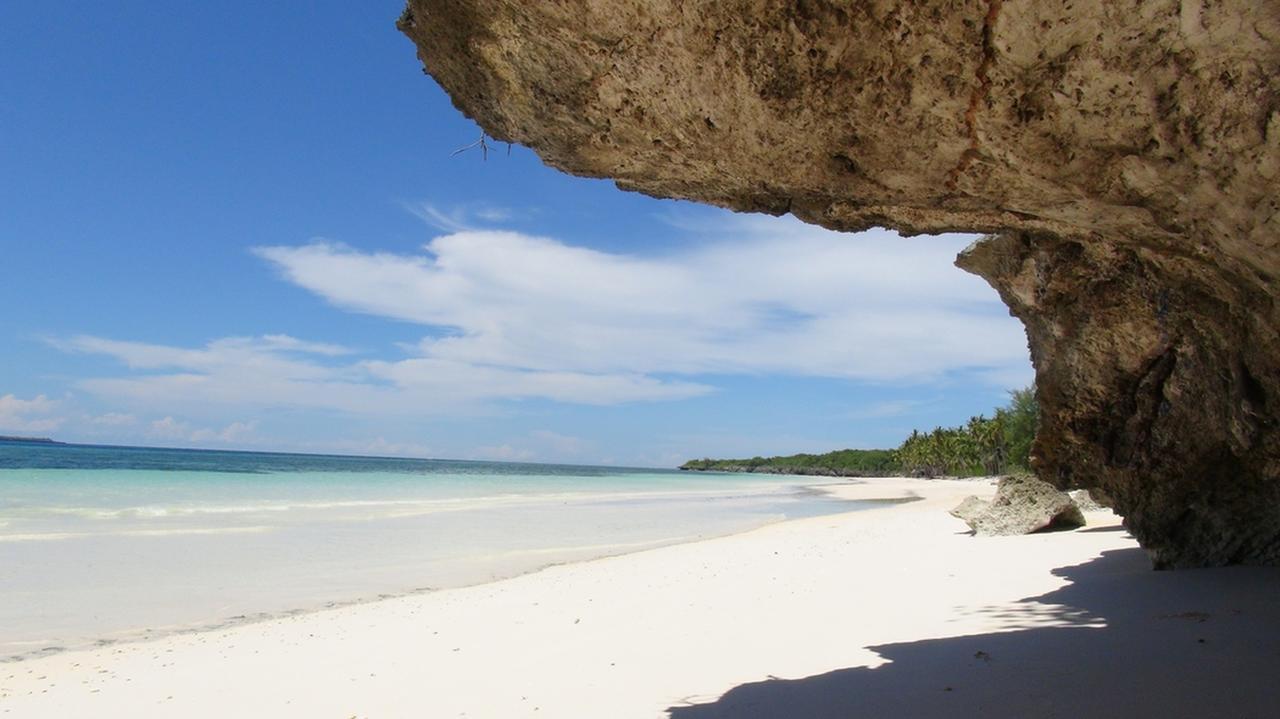 Bara Beach Bungalows Bira Buitenkant foto