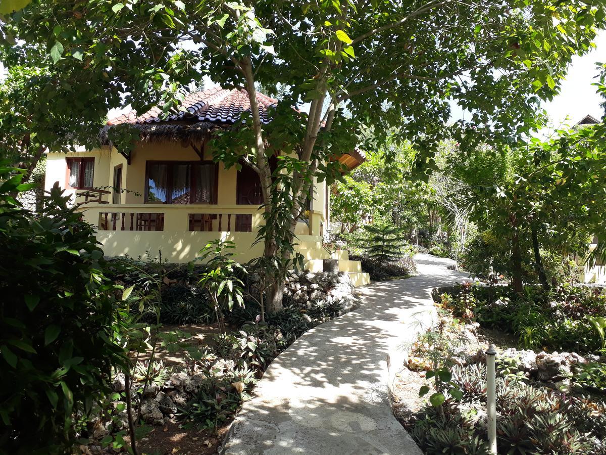 Bara Beach Bungalows Bira Buitenkant foto