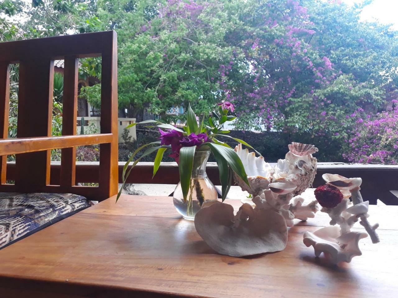 Bara Beach Bungalows Bira Buitenkant foto